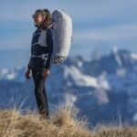 neo-women-lite-bag-70l-outside-05